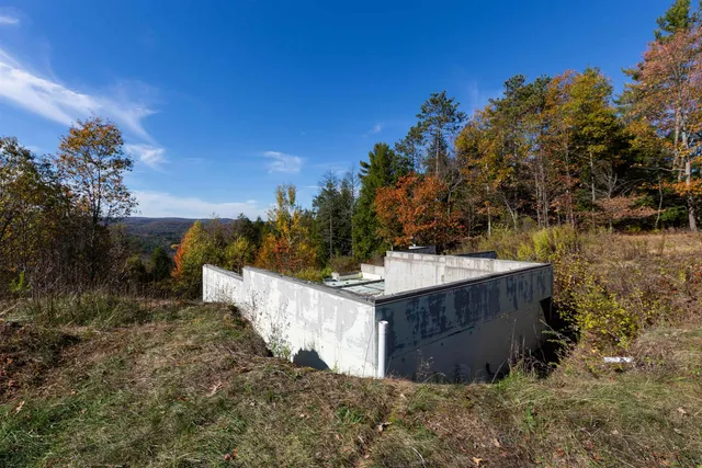 $276,000 | 385 Hauger Road, Thetford, VT 05075