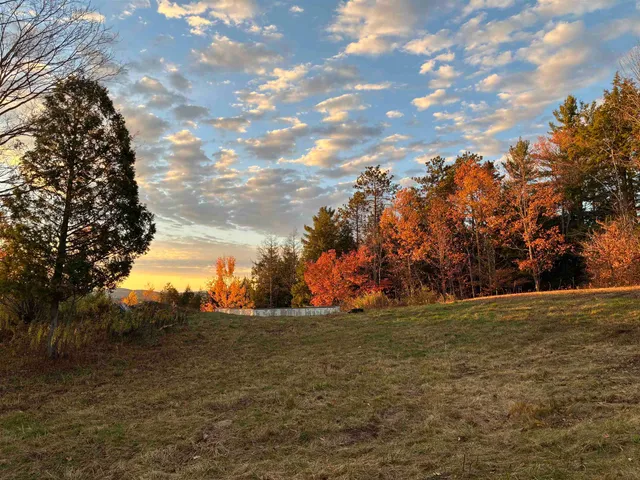 $276,000 | 385 Hauger Road, Thetford, VT 05075