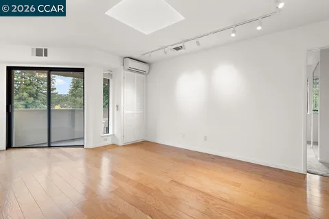 $495,000 | 2535 Lucy Lane, Unit B, Walnut Creek, CA 94595