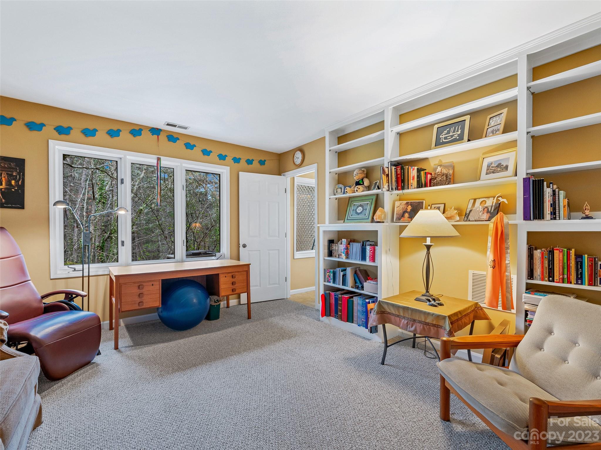 111 Beaver Ridge Road Asheville, NC 28804 - Photo 23 of 29 Gallery Image 23