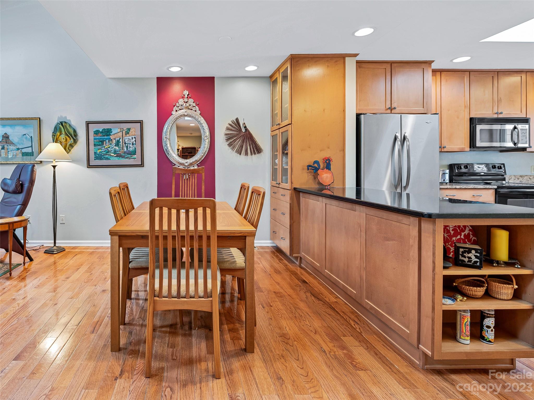 111 Beaver Ridge Road Asheville, NC 28804 - Photo 9 of 29 Gallery Image 9
