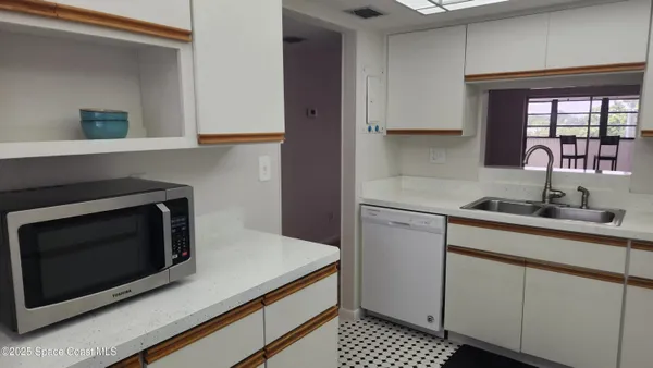 $1,450 | 725 Port Malabar Boulevard Northeast, Unit 301, Palm Bay, FL 32905