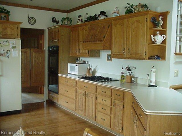 804 North Kellogg Road Howell, MI 48843 - Photo 22 of 61 KITCHEN