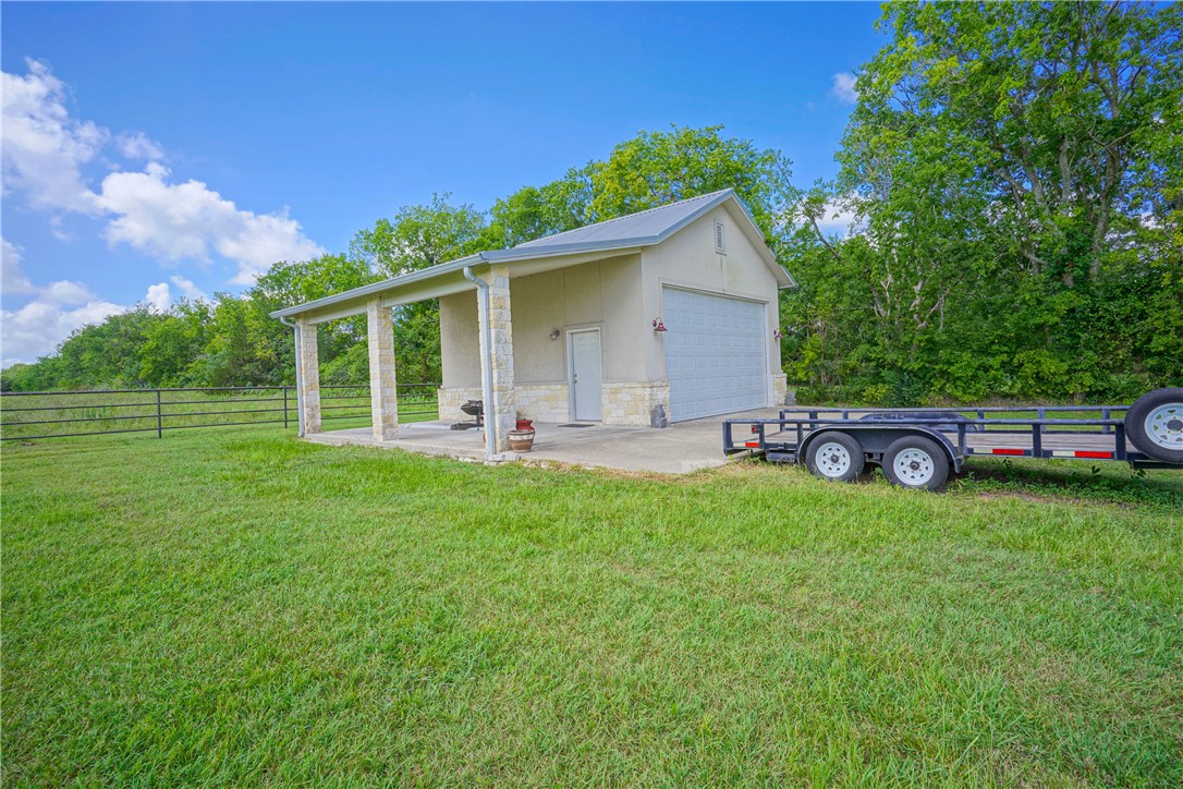4662 Thane Road Navasota, TX 77868 - Photo 12 of 21