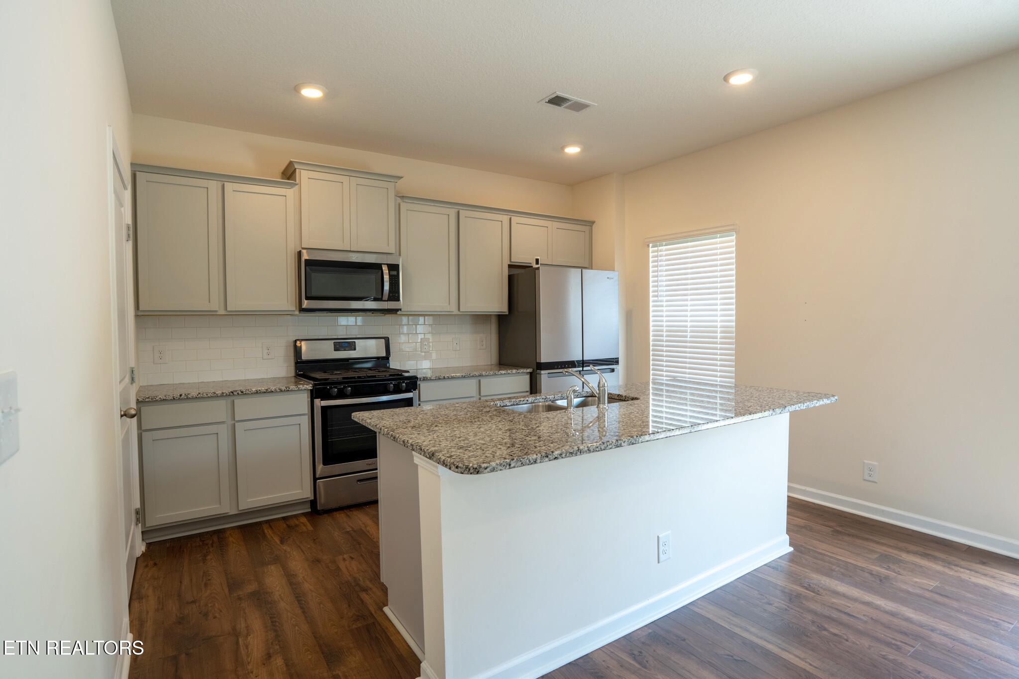 3116 Berna Way Morristown, TN 37814 - Photo 8 of 35 DSC02180-HDR