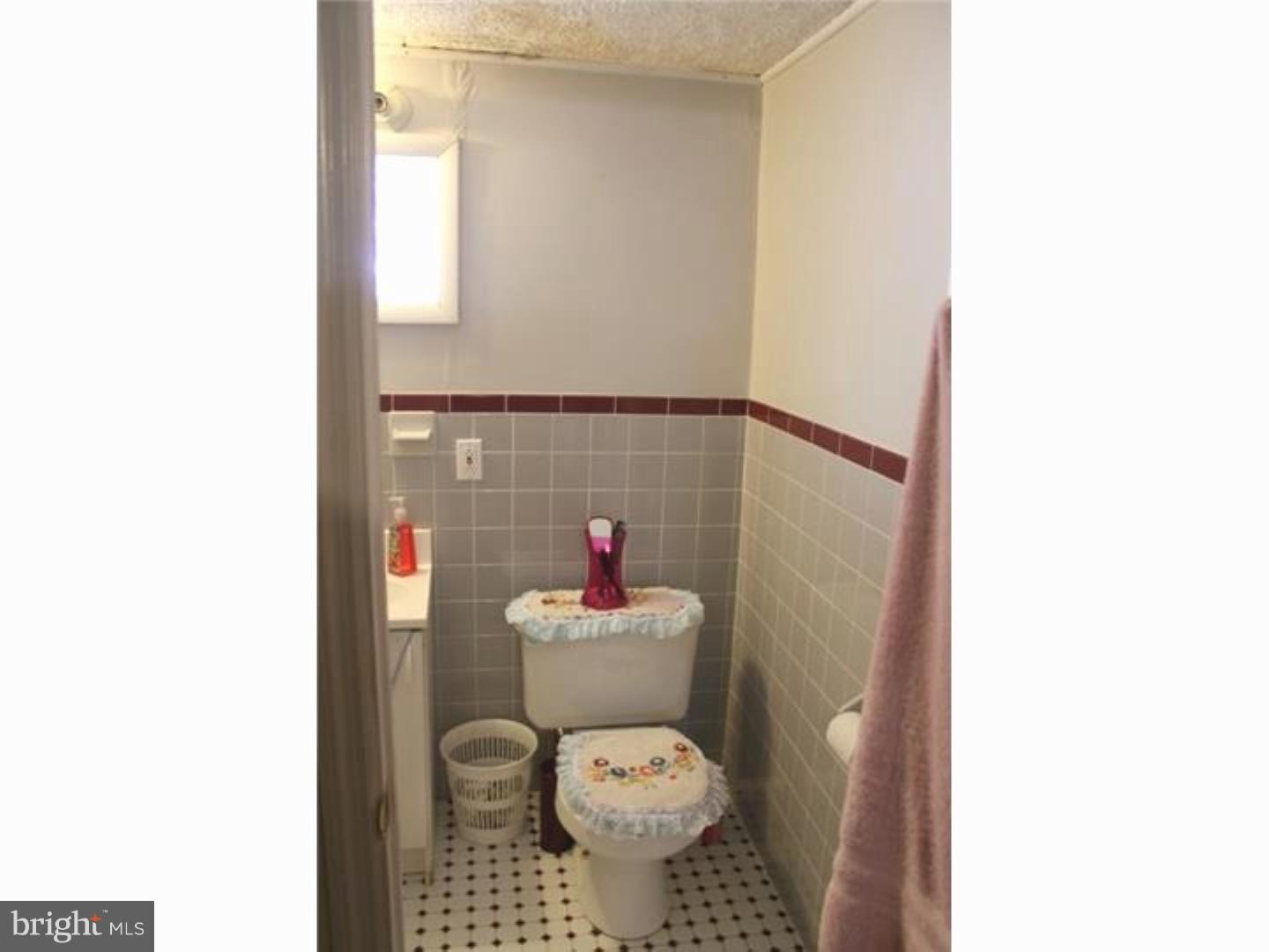 3036 Willits Road Philadelphia, PA 19136 - Photo 14 of 20 Bathroom