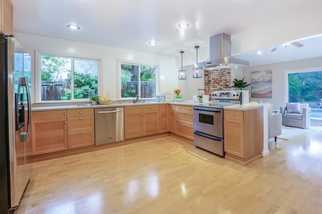 9432 Alcosta Boulevard San Ramon, CA 94583 - Photo 13 of 48 Gallery Image 13
