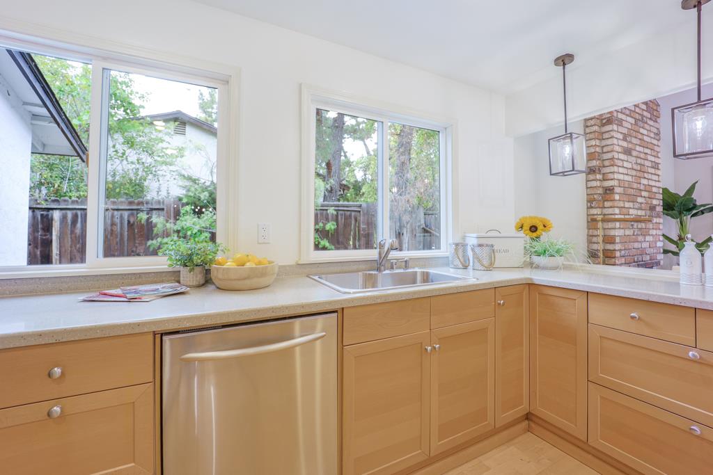 9432 Alcosta Boulevard San Ramon, CA 94583 - Photo 15 of 48 Gallery Image 15
