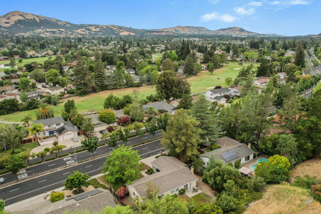 9432 Alcosta Boulevard San Ramon, CA 94583 - Photo 47 of 48 Gallery Image 47