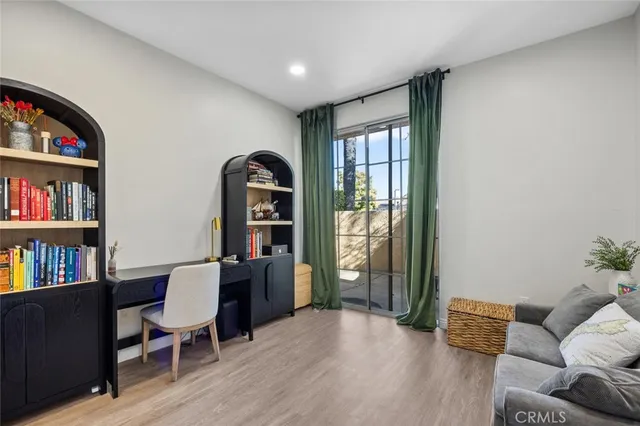 $535,000 | 23731 Del Monte Dr., Unit 183, Valencia, CA 91355
