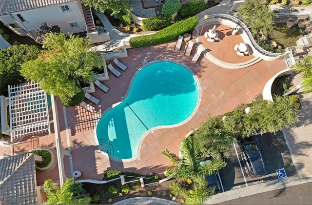 $535,000 | 23731 Del Monte Dr., Unit 183, Valencia, CA 91355