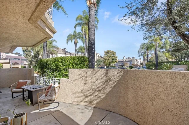 $535,000 | 23731 Del Monte Dr., Unit 183, Valencia, CA 91355
