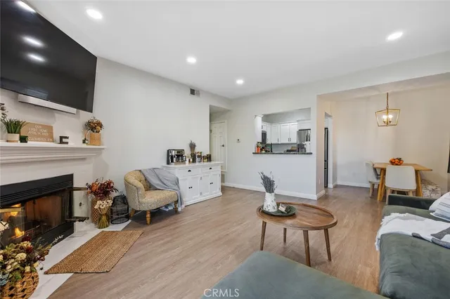 $535,000 | 23731 Del Monte Dr., Unit 183, Valencia, CA 91355