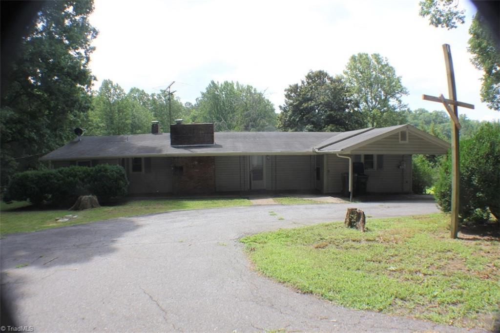 196 South Old Quarry Road Elkin, NC 28621 - Photo 2 of 16 Gallery Image 2