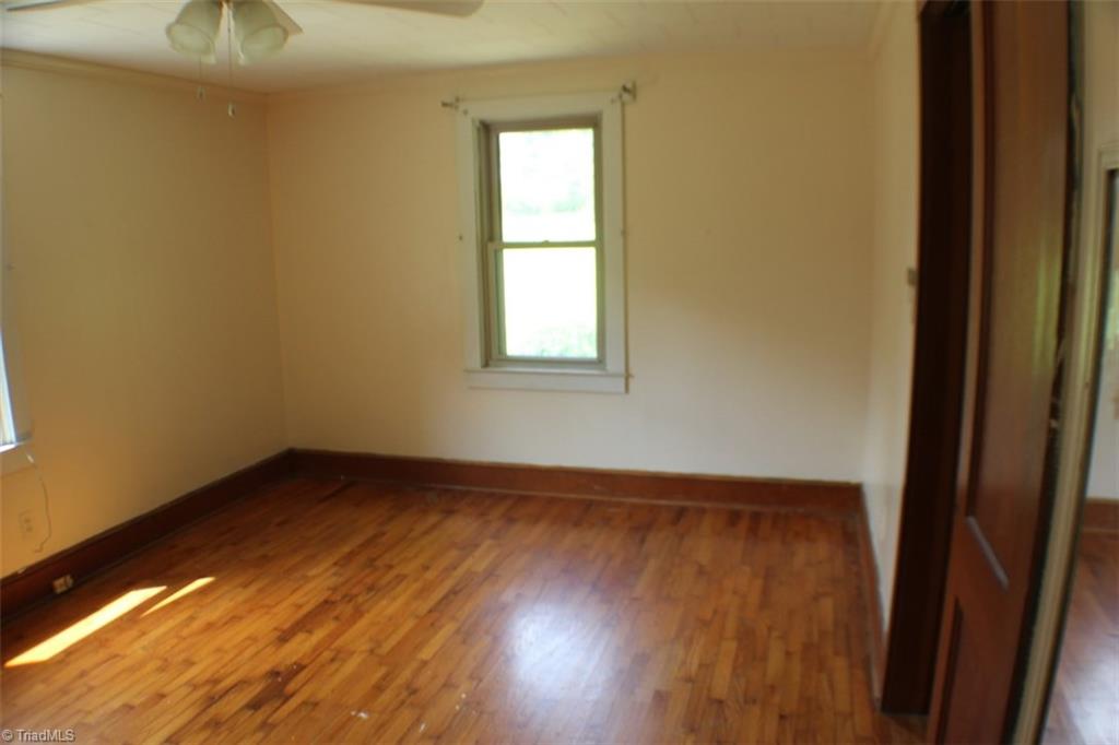 196 South Old Quarry Road Elkin, NC 28621 - Photo 6 of 16 Gallery Image 6