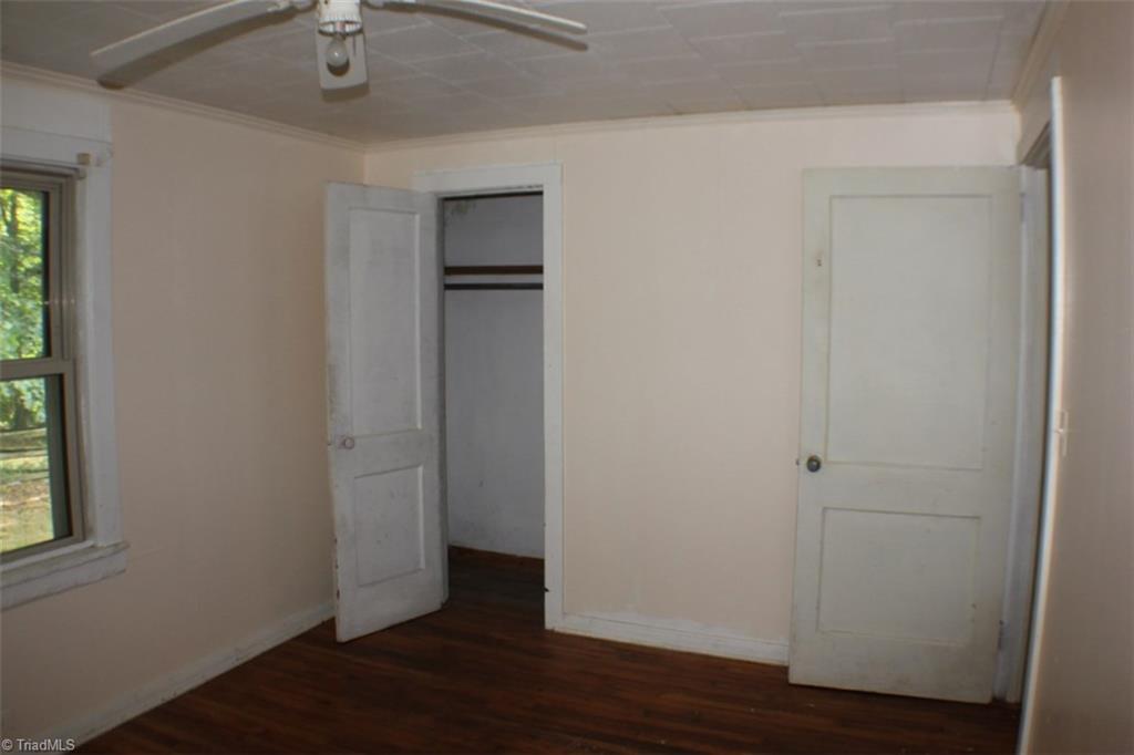 196 South Old Quarry Road Elkin, NC 28621 - Photo 10 of 16 Gallery Image 10