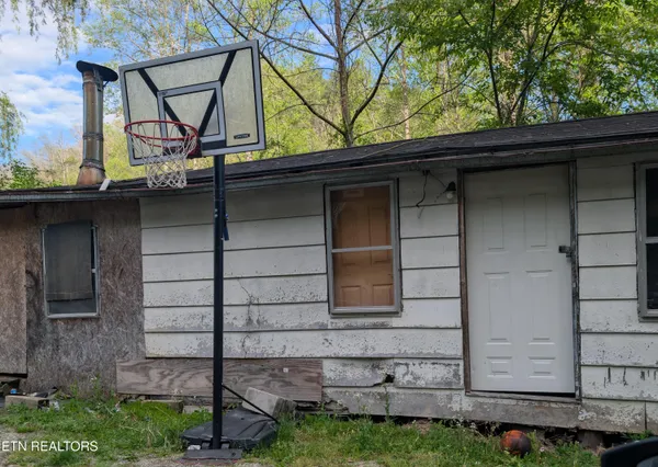 $50,000 | 116 Hwy 3448 Stoney Fork, Stoney Fork, KY 40988