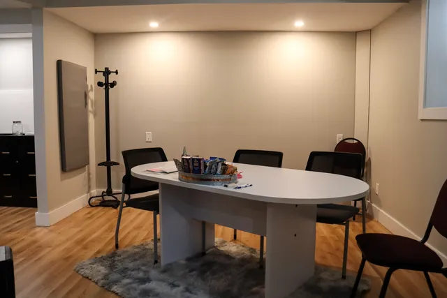 $1,800 | 101 East Main Street, Morrison, IL 61270