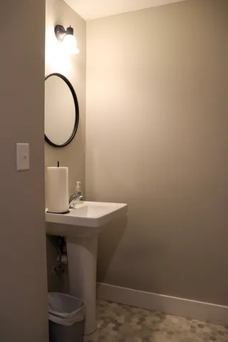 $1,800 | 101 East Main Street, Morrison, IL 61270