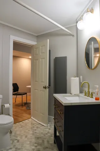 $1,800 | 101 East Main Street, Morrison, IL 61270