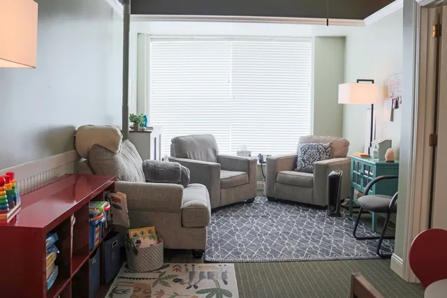 $1,800 | 101 East Main Street, Morrison, IL 61270