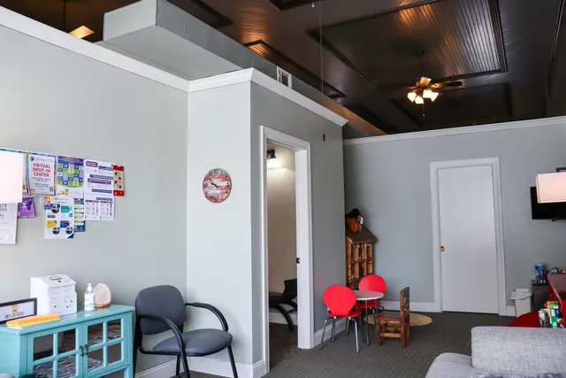 $1,800 | 101 East Main Street, Morrison, IL 61270