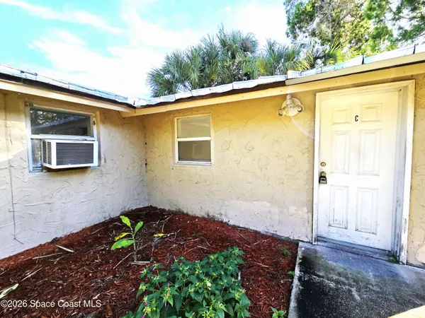 $1,000 | 9852 Honeysuckle Drive, Unit C, Micco, FL 32976