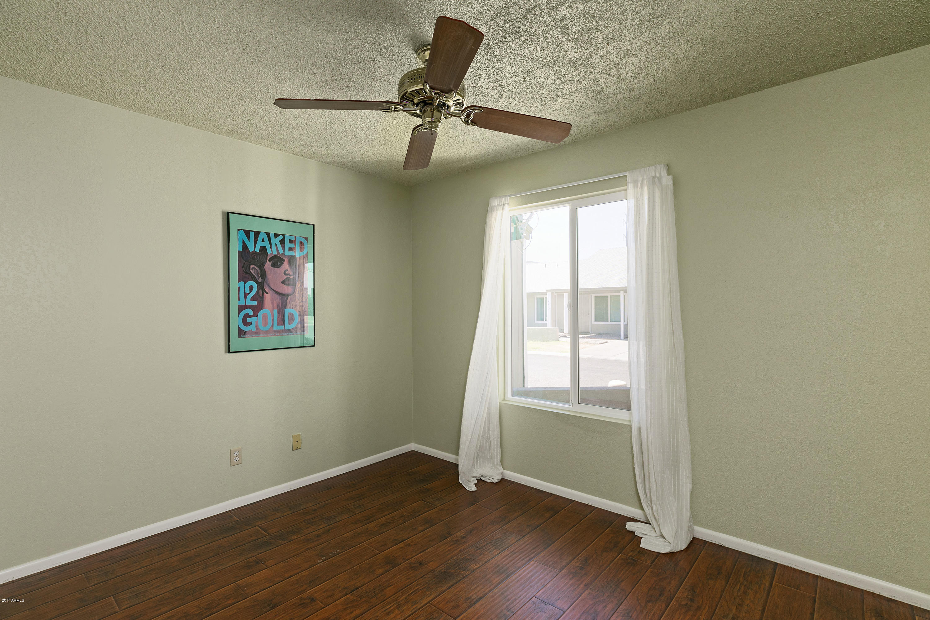 4234 East Carson Road Phoenix, AZ 85042 - Photo 14 of 21 Bedroom 2