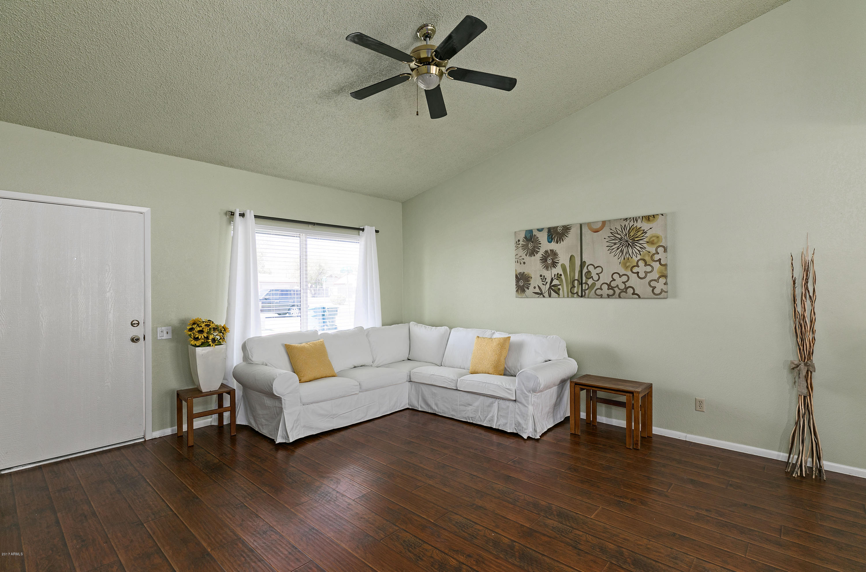 Great Room w/ vaulted ceilings