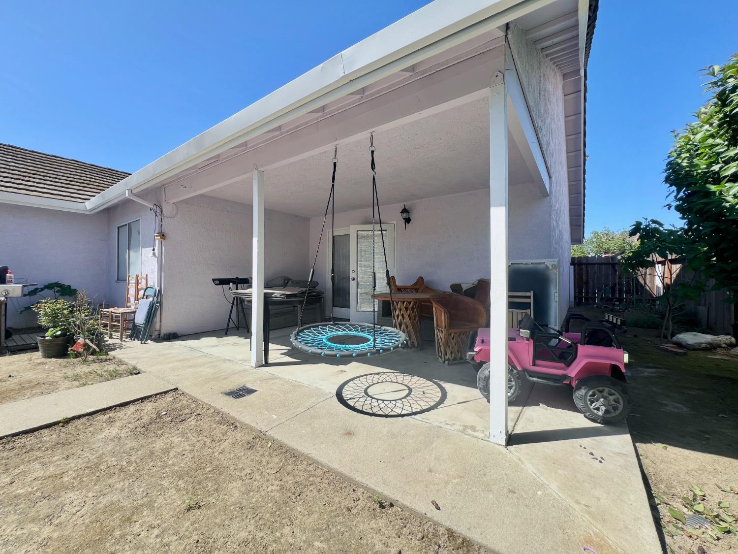3116 Larrynell Drive Ceres, CA 95307 - Photo 27 of 32 a view of outdoor space