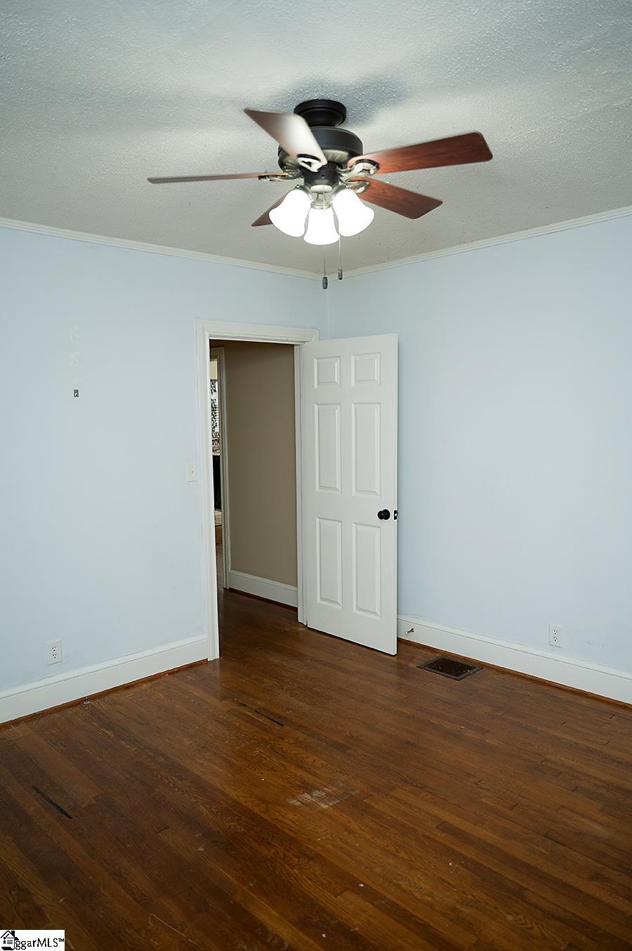 16089 Highway 101 Gray Court, SC 29645 - Photo 8 of 22