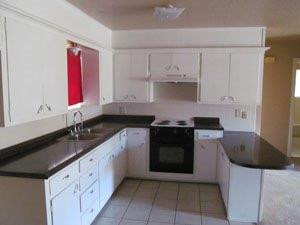 1634 58th Street, Unit B Lubbock, TX 79412 - Photo 3 of 6 Photo 3