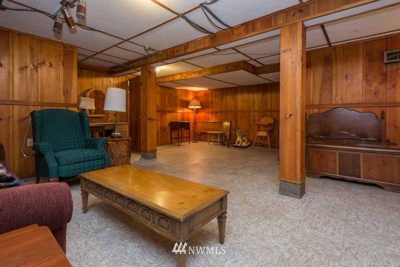 355 Howe Street Seattle, WA 98109 - Photo 17 of 22 Gallery Image 17