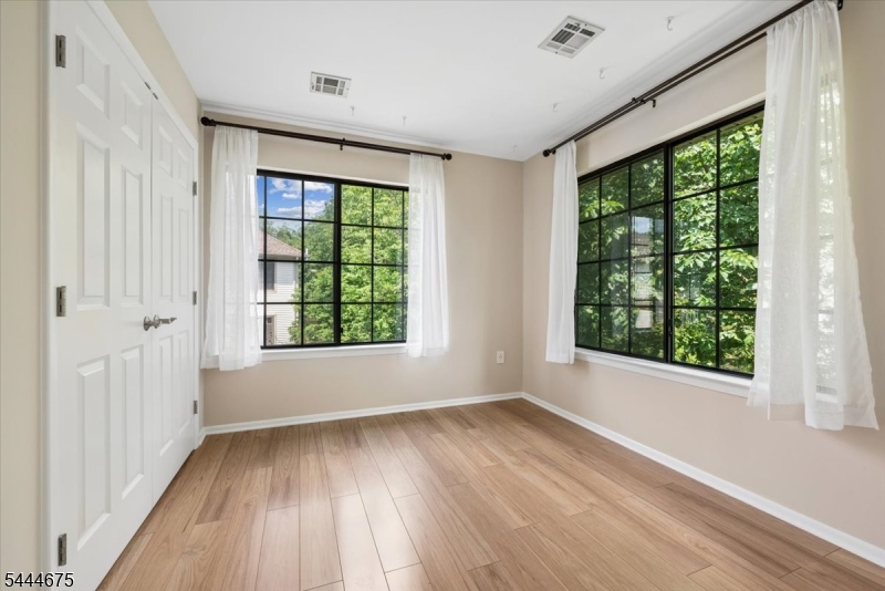 2902 Hemlock Place Bernards, NJ 07920 - Photo 20 of 41