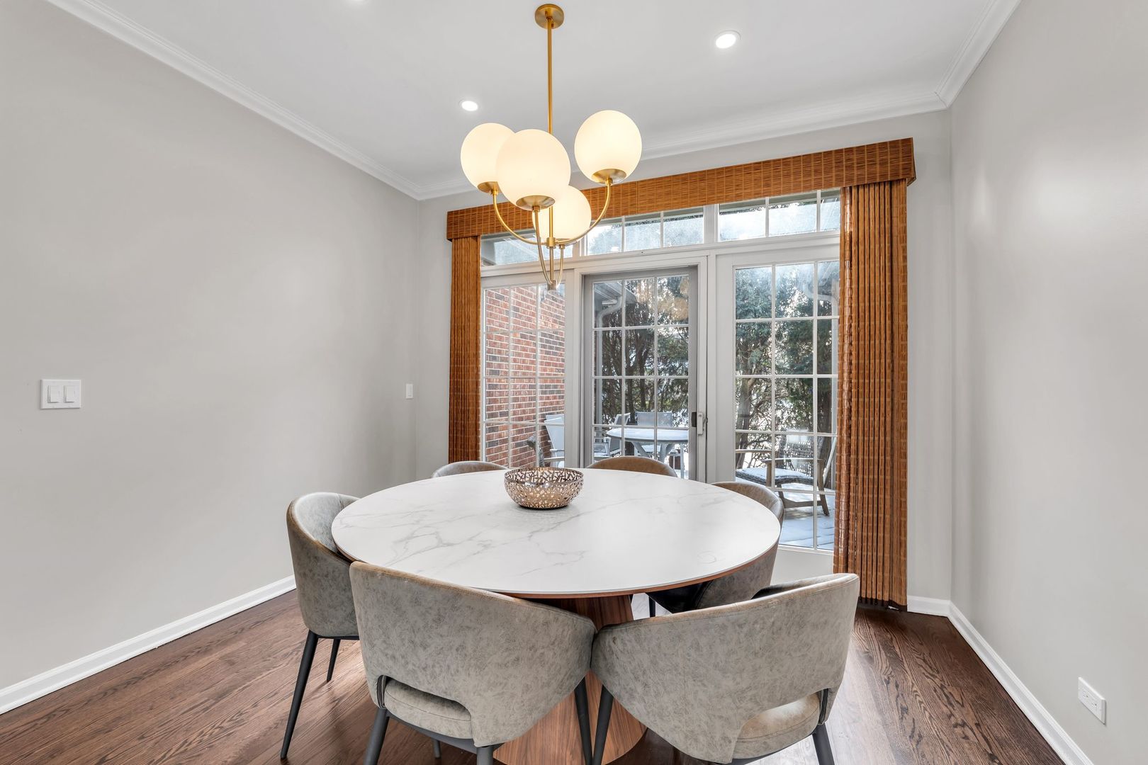 2500 Stonebridge Lane Northbrook, IL 60062 - Photo 5 of 11 a dining room with furniture and window