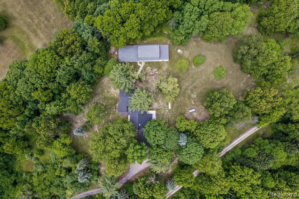 1765 East Predmore Road Oakland, MI 48363 - Photo 5 of 65