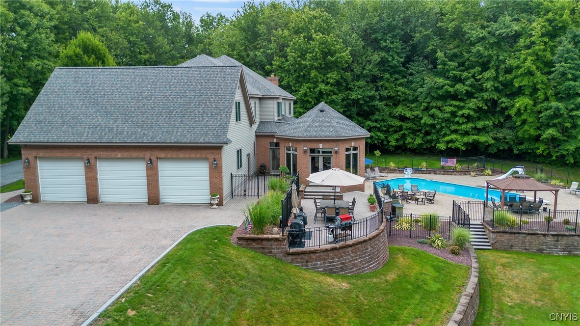 10 Pond Path Oswego, NY 13126 - Photo 3 of 50