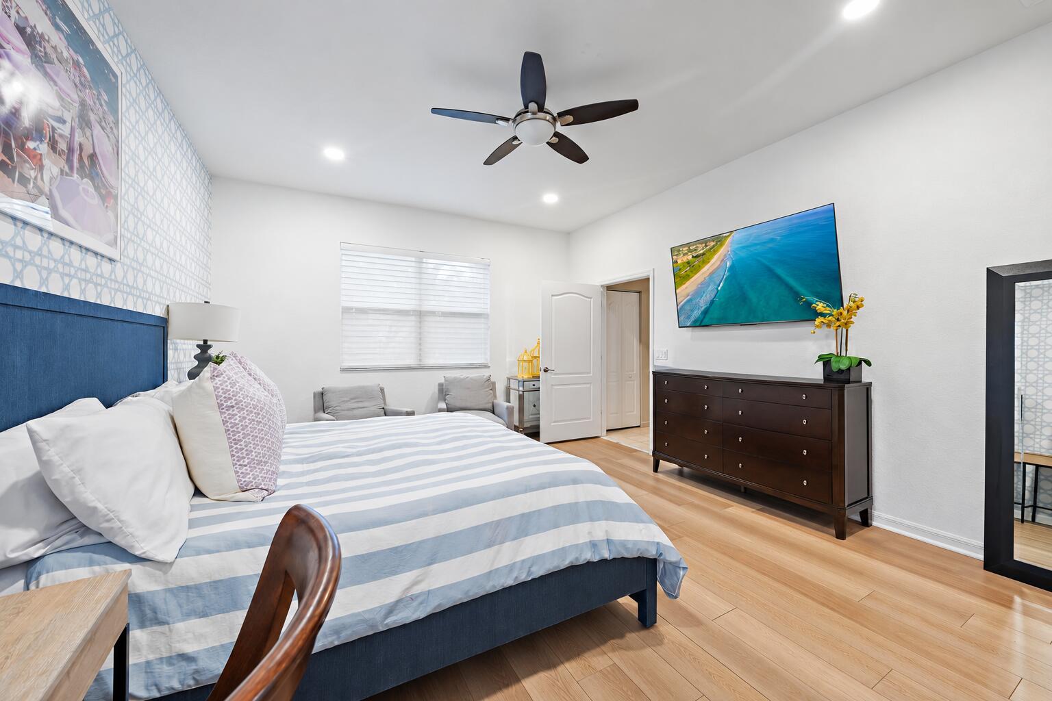 148 Behring Way Jupiter, FL 33458 - Photo 14 of 57 Primary Suite