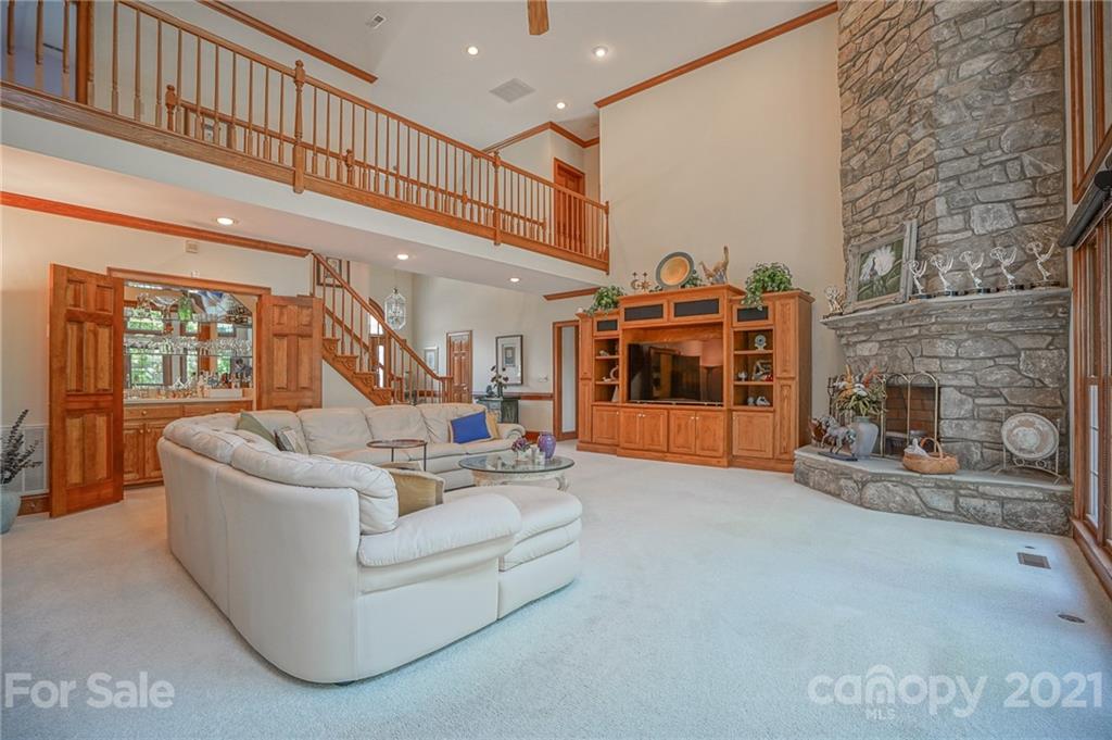 14042 Point Lookout Road Charlotte, NC 28278 - Photo 20 of 48 Gallery Image 20