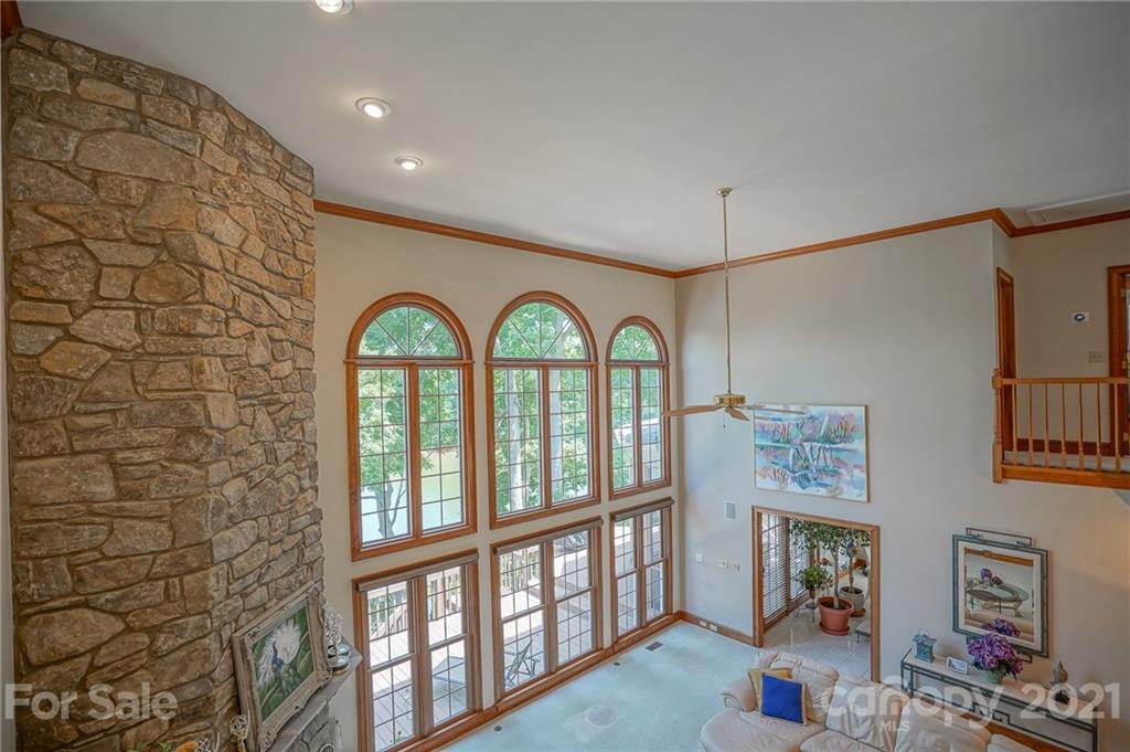 14042 Point Lookout Road Charlotte, NC 28278 - Photo 36 of 48 Gallery Image 36