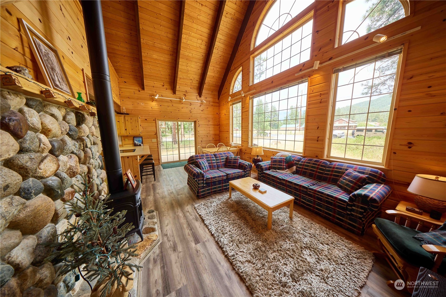 18846 Alpine Acres Road Leavenworth, WA 98826 - Photo 4 of 25 Gallery Image 4