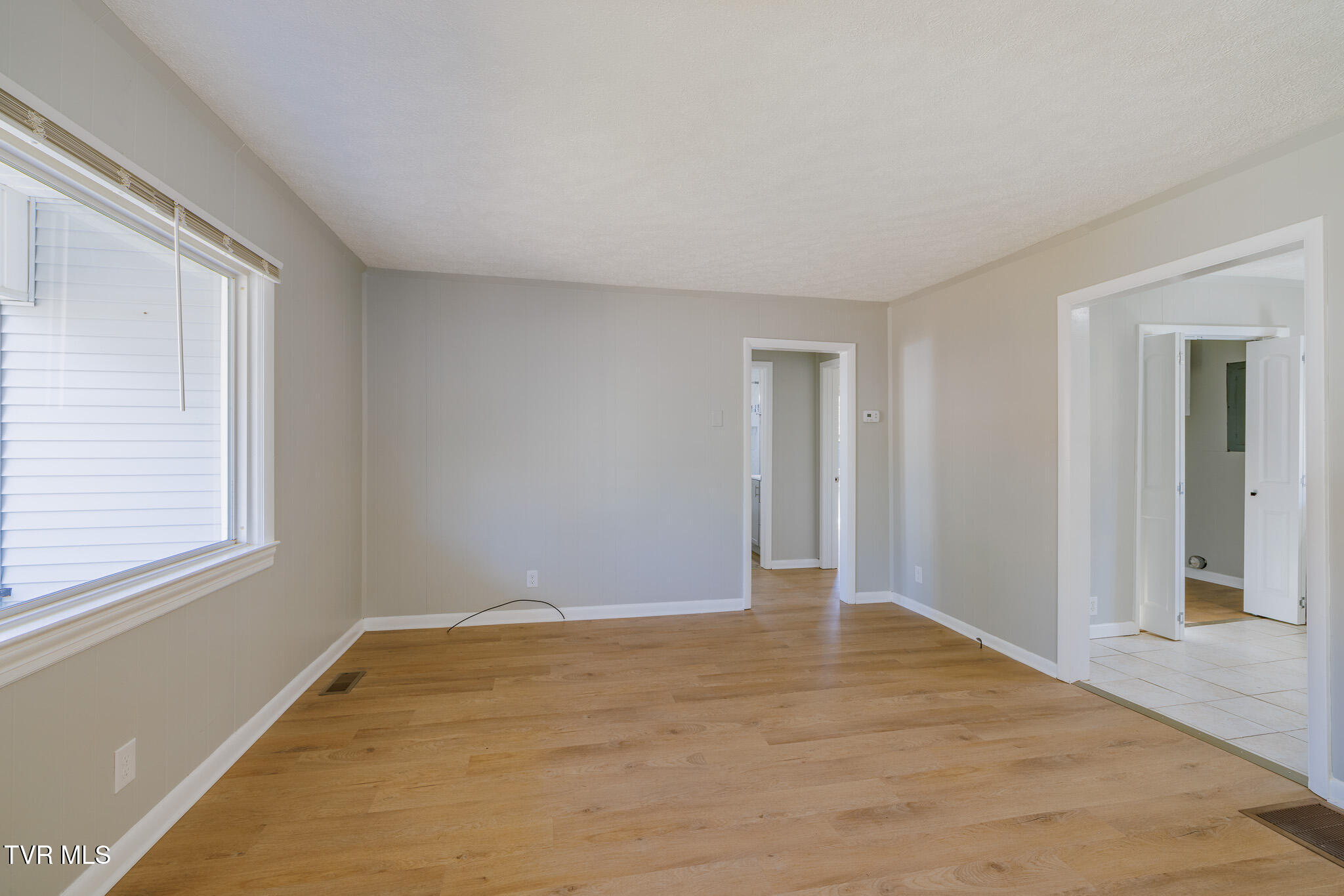 2115 Millye Street Kingsport, TN 37664 - Photo 2 of 20 1R9A3264-HDR
