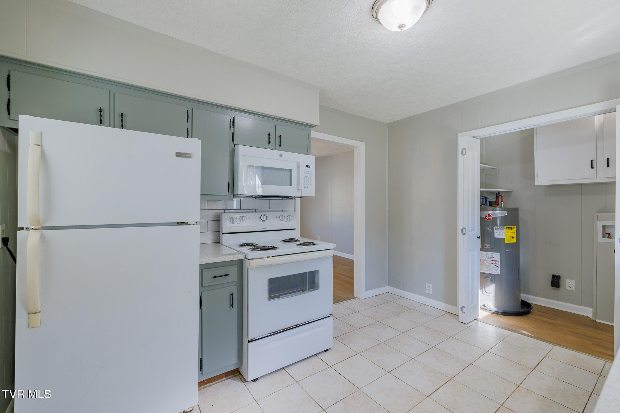 2115 Millye Street Kingsport, TN 37664 - Photo 6 of 20 1R9A3273-HDR