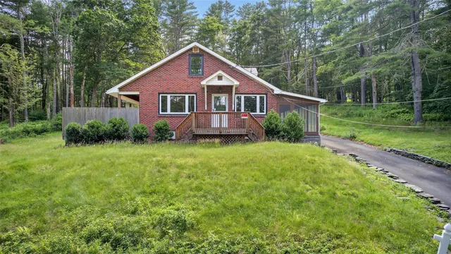 $405,000 | 52 Luxton Lake Road, Narrowsburg, NY 12764
