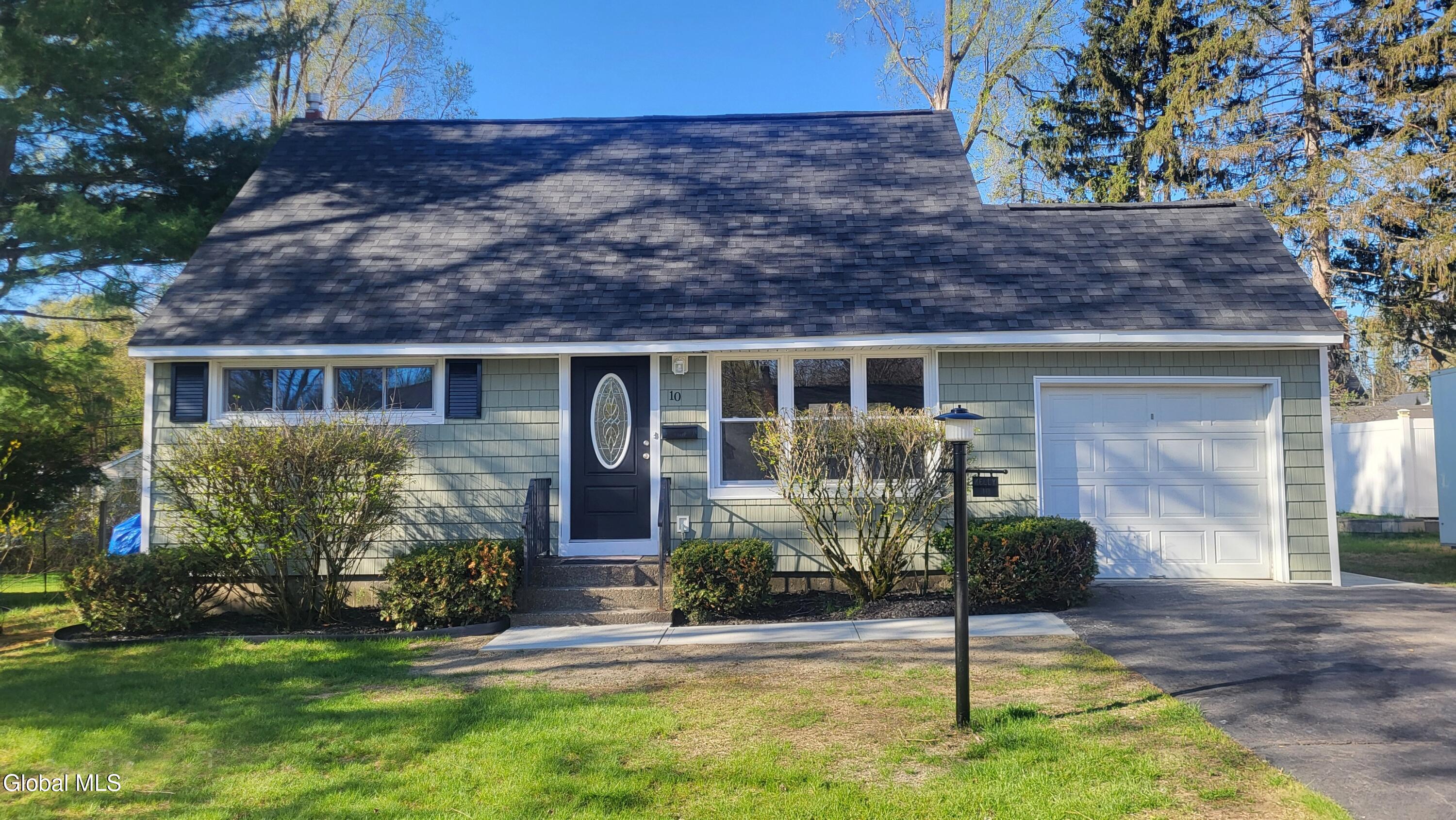 10 Bridle Path Colonie Village, NY 12205 - Photo 1 of 35 20260427_083742 (1)-0