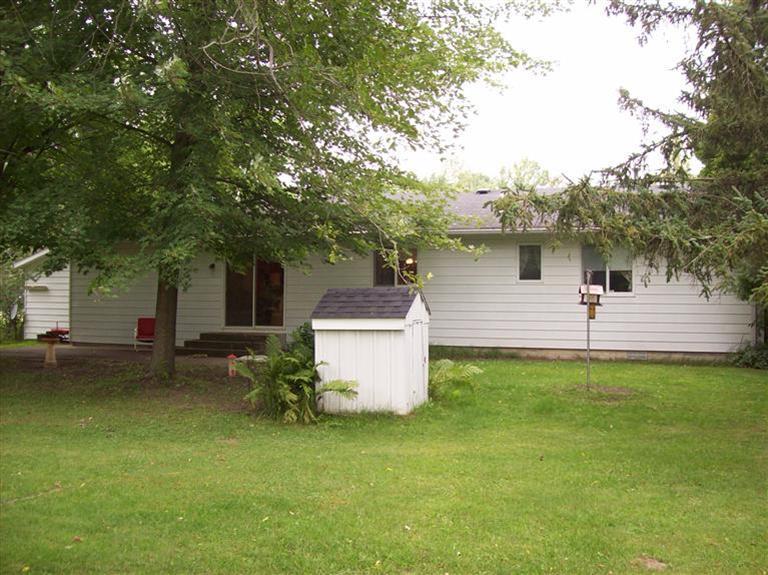 1984 North County Line Road Blanchard, MI 49310 - Photo 3 of 9 Additional Photo