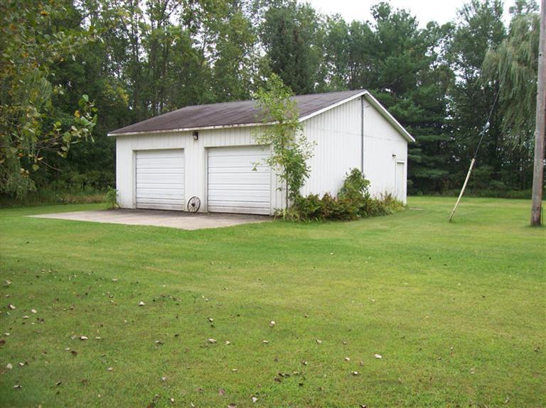 1984 North County Line Road Blanchard, MI 49310 - Photo 4 of 9 Additional Photo