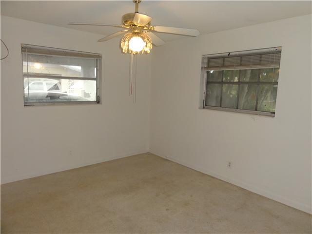 36 Ridgewood Circle Jupiter, FL 33469 - Photo 12 of 18 Additional Photo