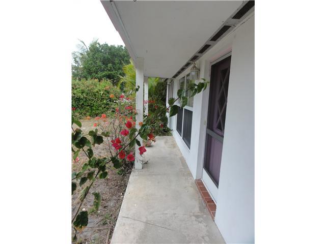 36 Ridgewood Circle Jupiter, FL 33469 - Photo 4 of 18 Additional Photo