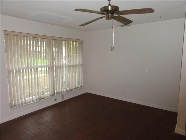 36 Ridgewood Circle Jupiter, FL 33469 - Photo 6 of 18 Additional Photo